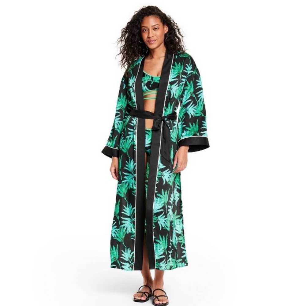 FeNoel x Target women’s feathered print cover up NWT. Size XS